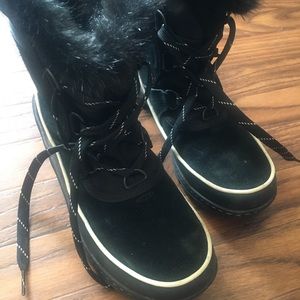 Sorel Tivoli boots